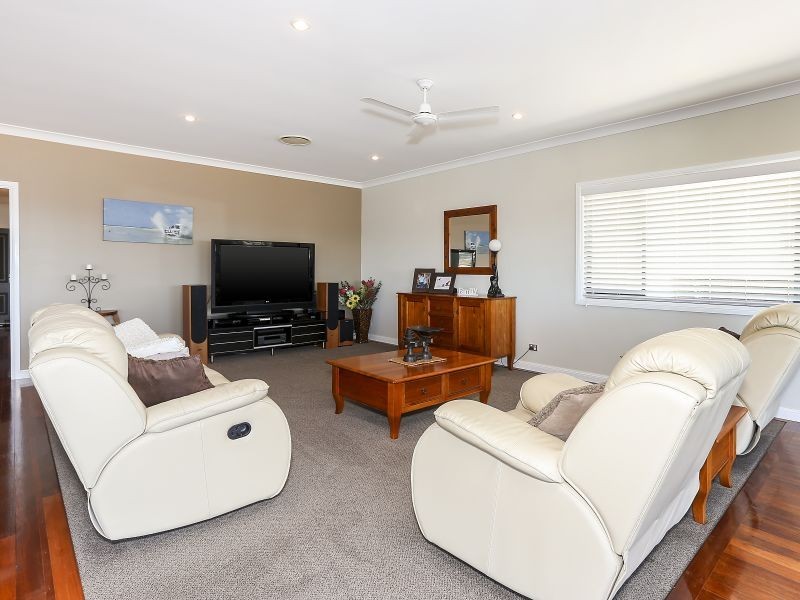 42 Beaton Avenue, Raymond Terrace NSW 2324