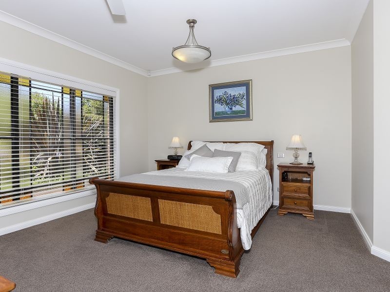 42 Beaton Avenue, Raymond Terrace NSW 2324