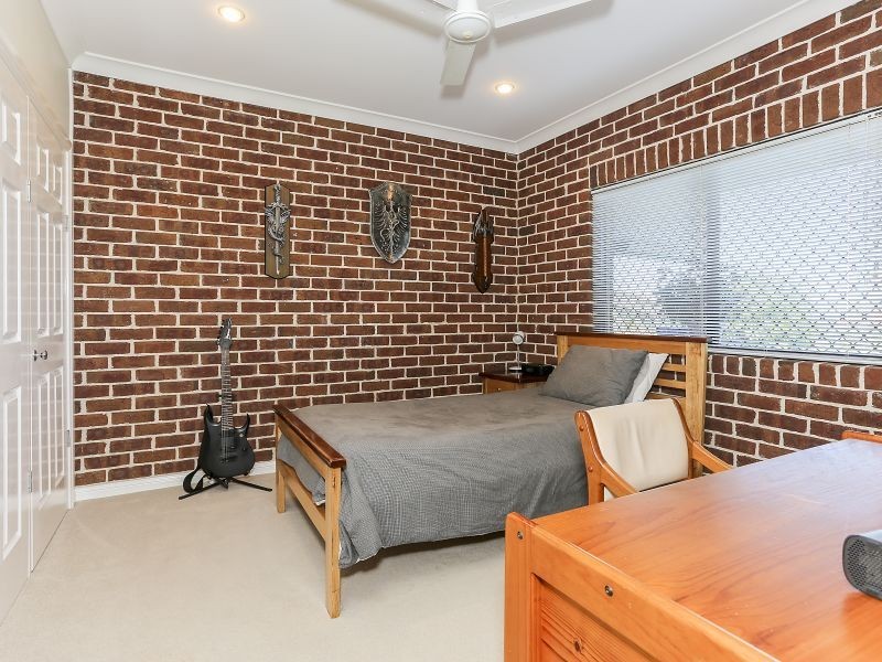 42 Beaton Avenue, Raymond Terrace NSW 2324