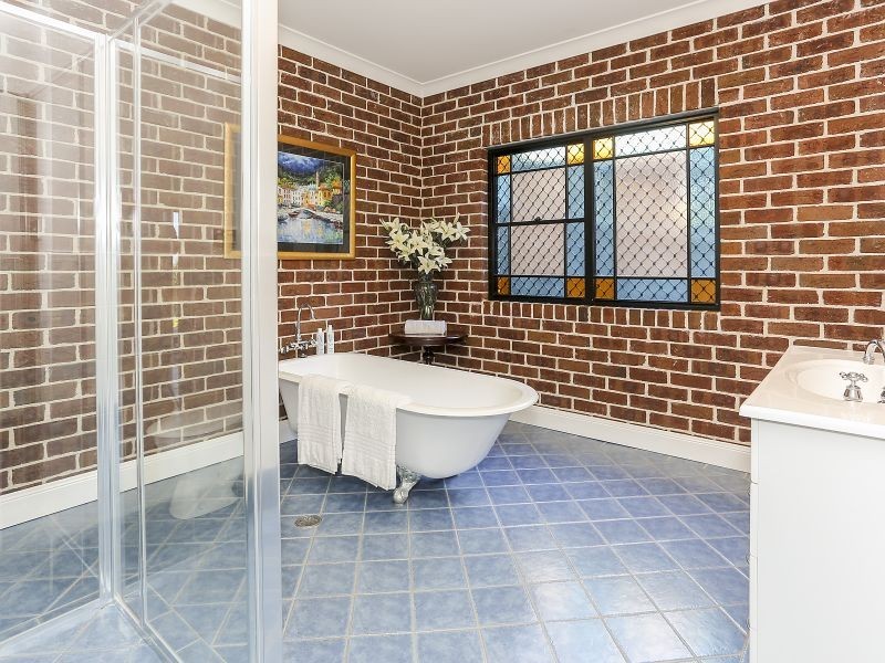 42 Beaton Avenue, Raymond Terrace NSW 2324