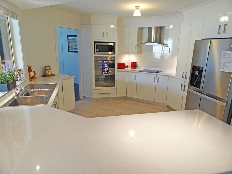 3 Woodlands Place, Raymond Terrace NSW 2324