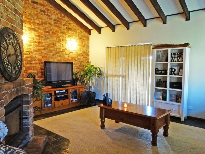 6 Bennett Place, Raymond Terrace NSW 2324