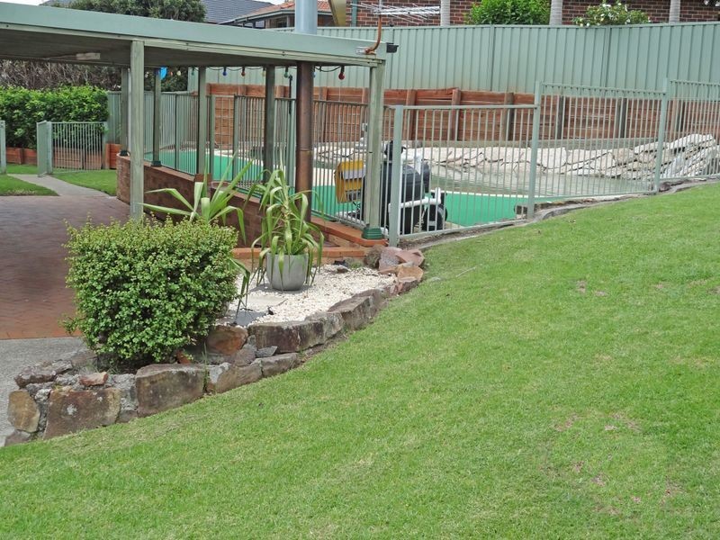 8 Finlay Close, Raymond Terrace NSW 2324