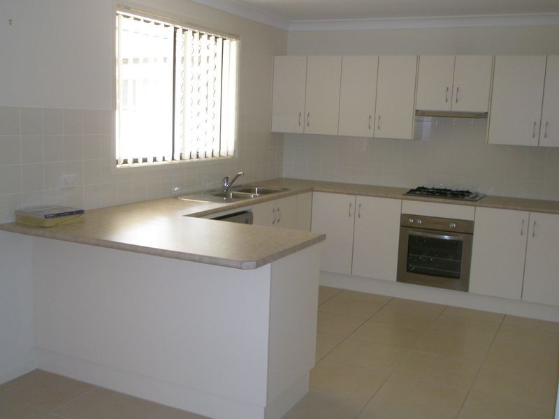 42 Martens Avenue, Raymond Terrace NSW 2324