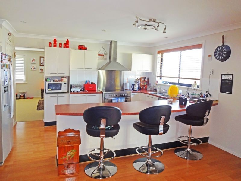 85 Dalyell Way, Raymond Terrace NSW 2324