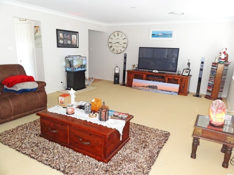 85 Dalyell Way, Raymond Terrace NSW 2324