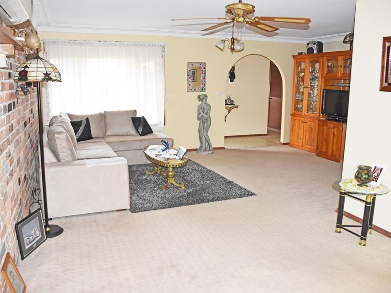 2 Binns Street, Raymond Terrace NSW 2324