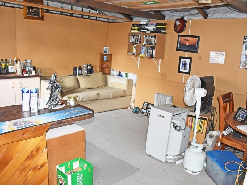 2 Binns Street, Raymond Terrace NSW 2324