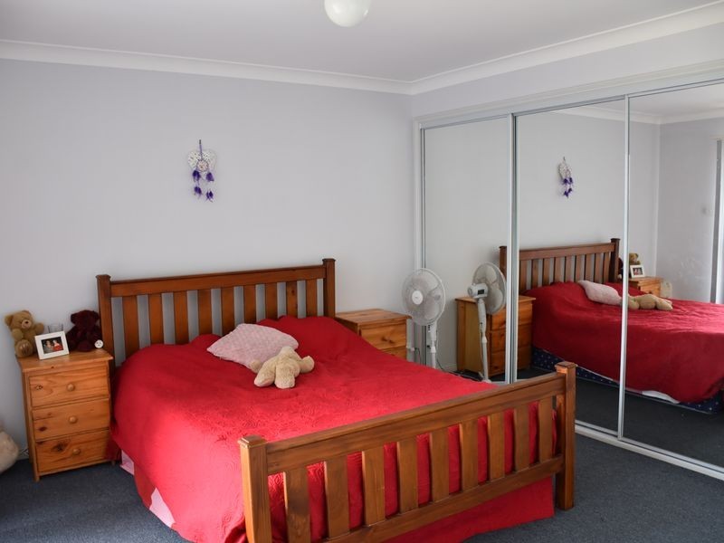 52 Beaton Avenue, Raymond Terrace NSW 2324