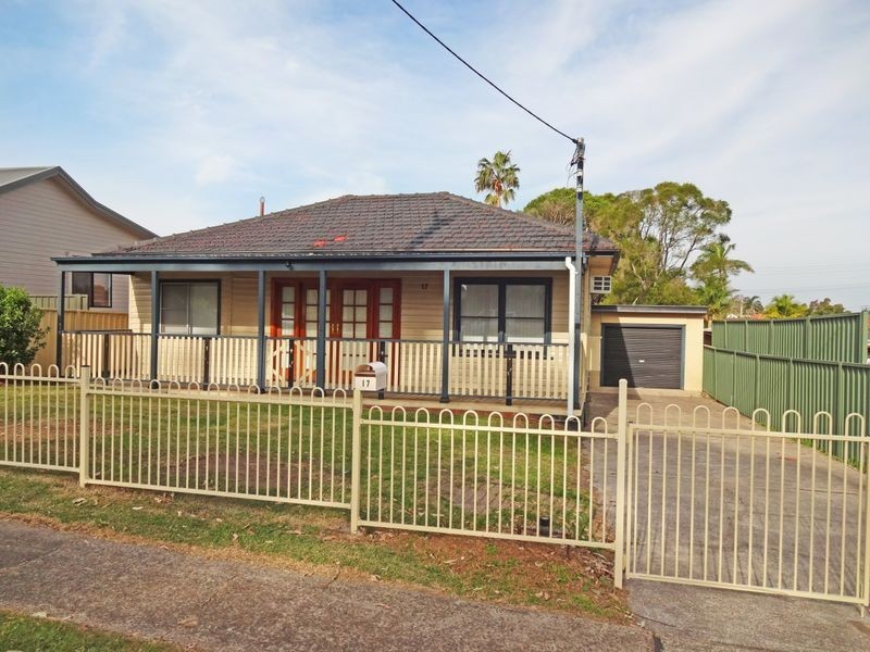 17 Adelaide Street, Raymond Terrace NSW 2324
