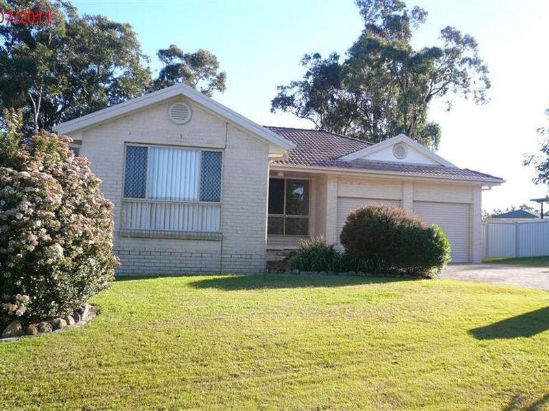 13 Galway Bay Drive, Ashtonfield NSW 2323