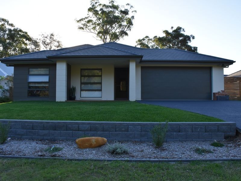 105 Sunningdale Circuit, Medowie NSW 2318