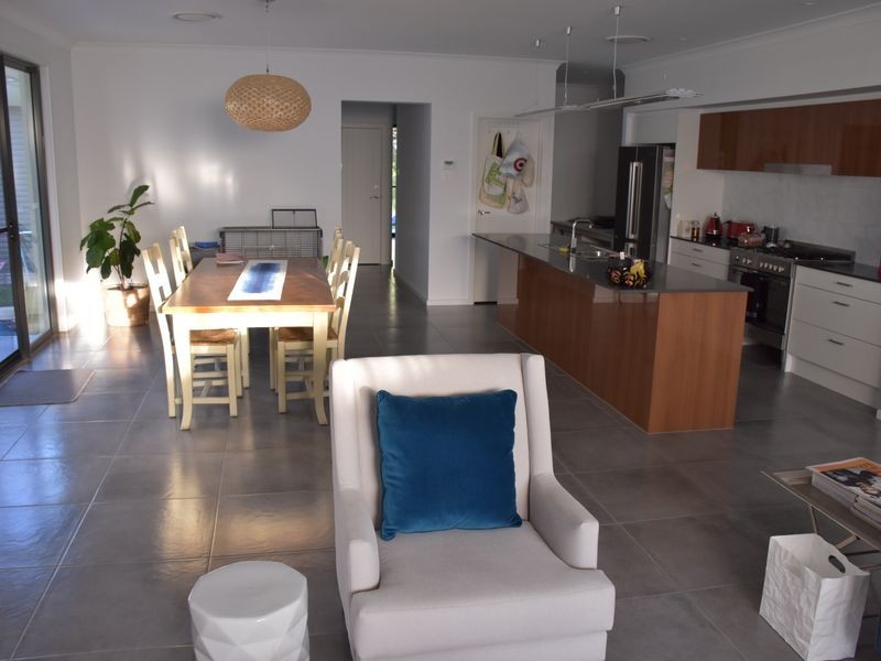 105 Sunningdale Circuit, Medowie NSW 2318