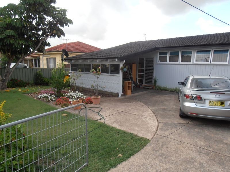 9 Meredith Crescent, Raymond Terrace NSW 2324