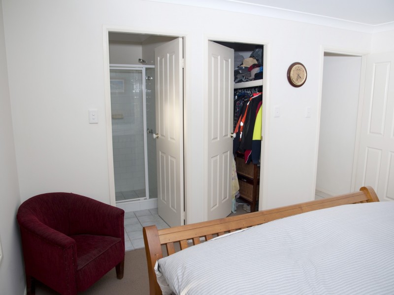 5 Elliott Close, Raymond Terrace NSW 2324