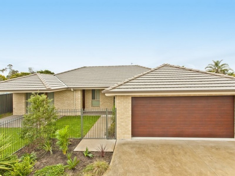 9a Edward Windeyer Way, Raymond Terrace NSW 2324