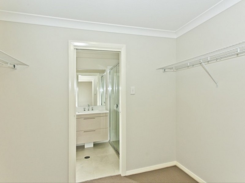 9a Edward Windeyer Way, Raymond Terrace NSW 2324