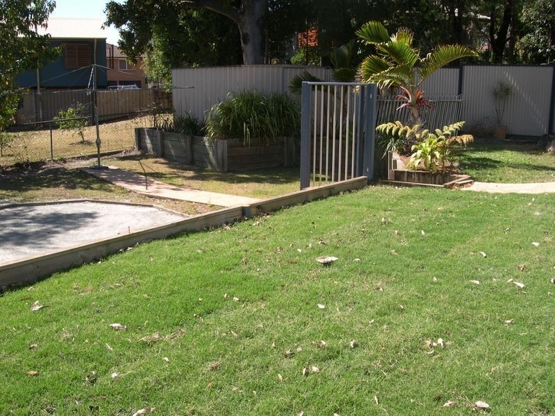 16 Somerset St, Alexandra Hills QLD 4161