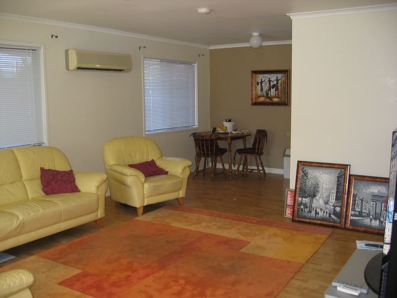 18 Cambridge Drive, Alexandra Hills QLD 4161