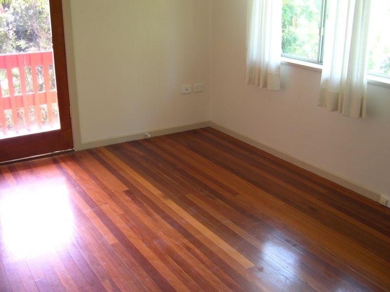 Upper/35 Dreveson Av, Cleveland QLD 4163