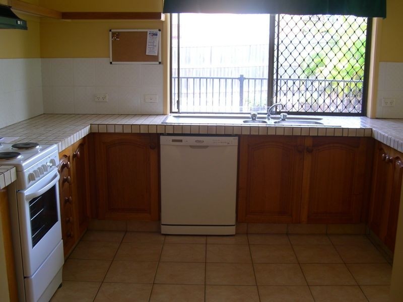 30 Kenton St, Alexandra Hills QLD 4161