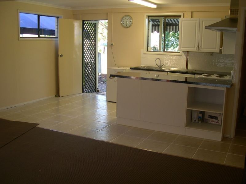 18 D Cambridge Drive, Alexandra Hills QLD 4161