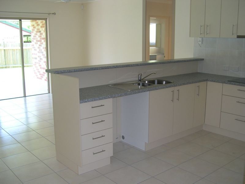 13A Nottinghill Street, Birkdale QLD 4159