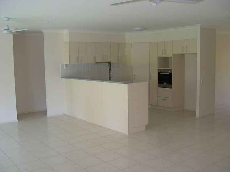 13A Nottinghill Street, Birkdale QLD 4159