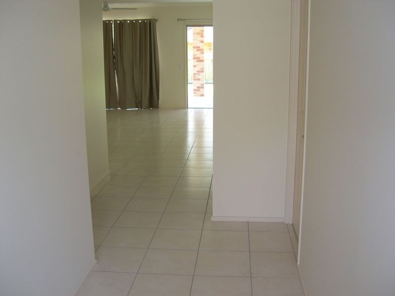 13A Nottinghill Street, Birkdale QLD 4159