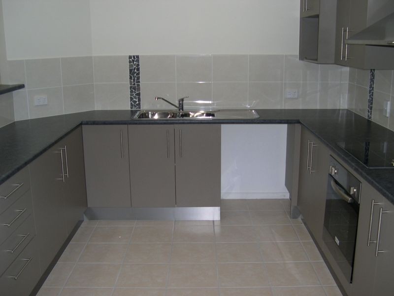 2/104 Finucane Rd, Alexandra Hills QLD 4161