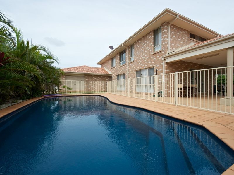 31 Trafalgar Vale Ave, Wellington Point QLD 4160