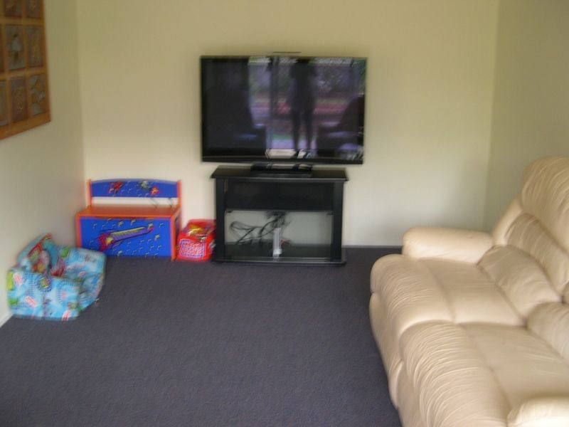 46 Cambridge Dr, Alexandra Hills QLD 4161