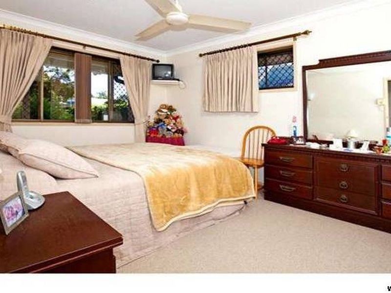 43 Valantine Road, Birkdale QLD 4159