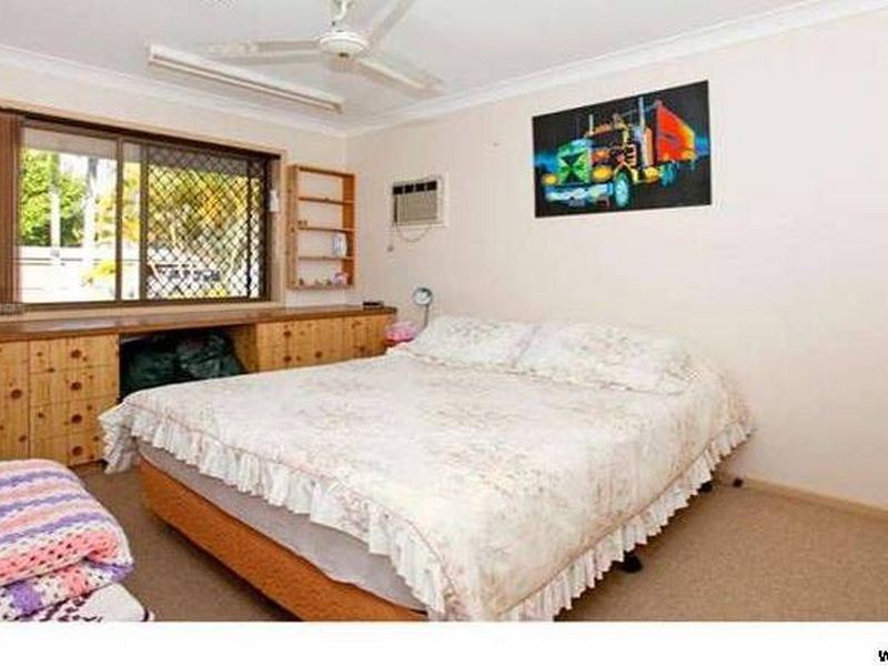 43 Valantine Road, Birkdale QLD 4159