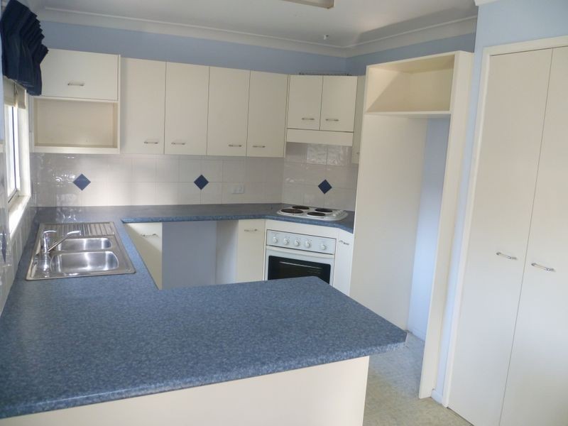 12 Hampshire Crescent, Alexandra Hills QLD 4161