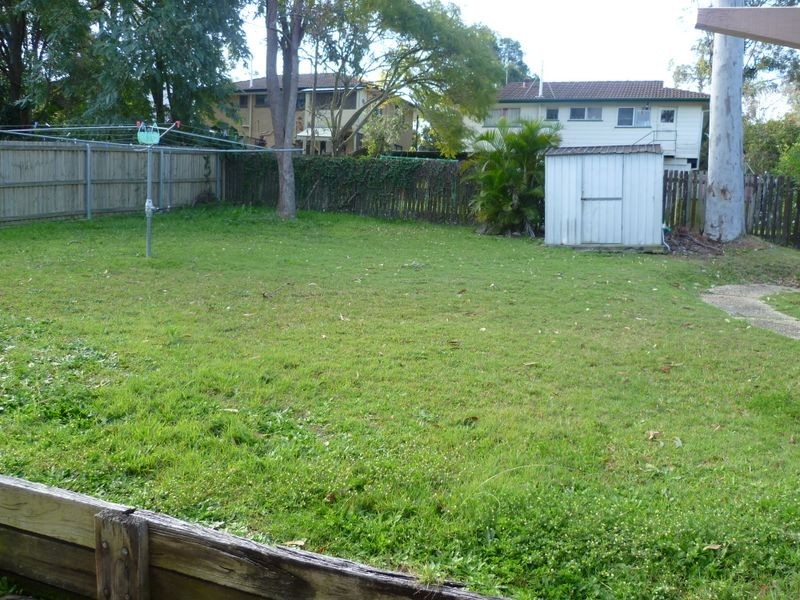 12 Hampshire Crescent, Alexandra Hills QLD 4161