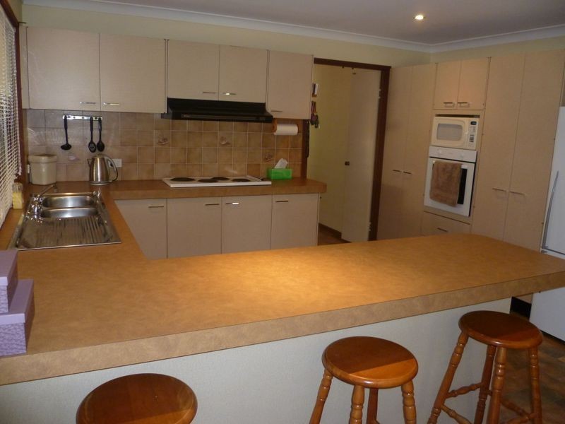 3 Rena Ct, Alexandra Hills QLD 4161