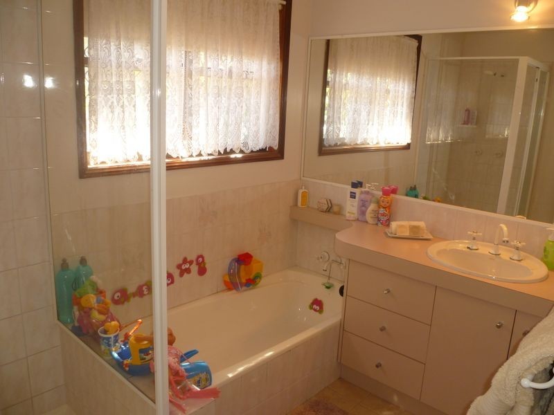 42 Alexandra Cct, Alexandra Hills QLD 4161