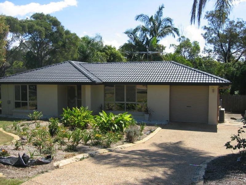 8 Penguin Street, Wellington Point QLD 4160