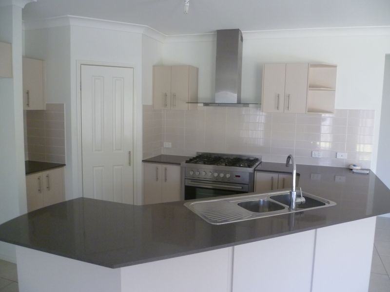 39 Poloni Place, Wellington Point QLD 4160