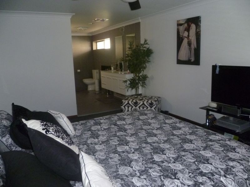 32 Plymouth Ct, Cleveland QLD 4163