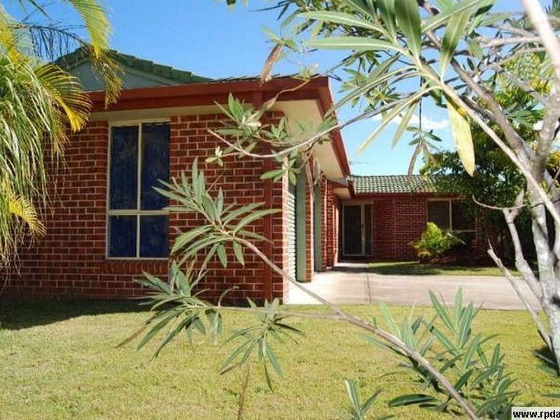 15 Crusoe Pl, Tingalpa QLD 4173