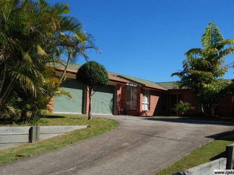 15 Crusoe Pl, Tingalpa QLD 4173