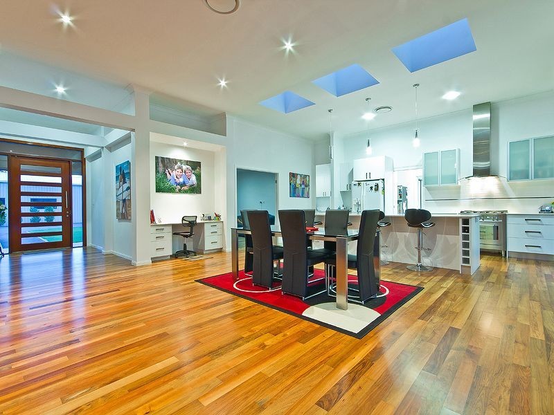 83 South St, Cleveland QLD 4163