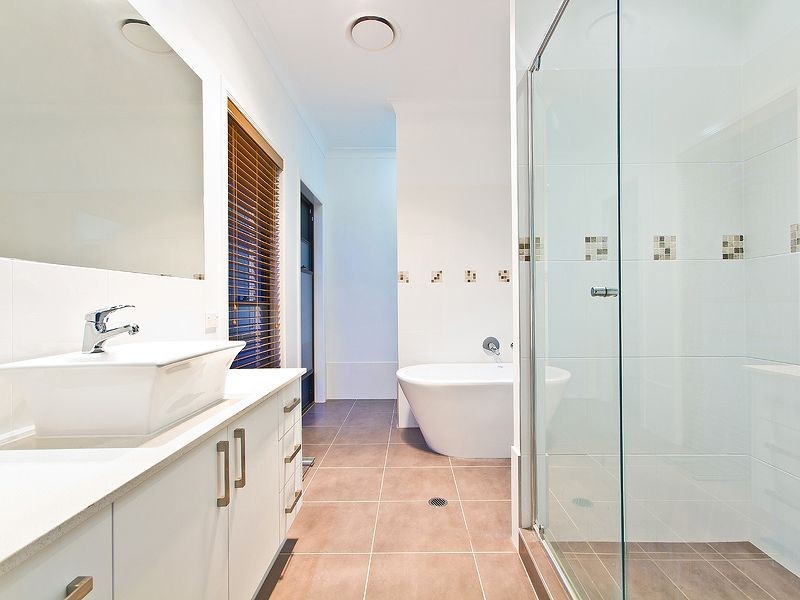 83 South St, Cleveland QLD 4163