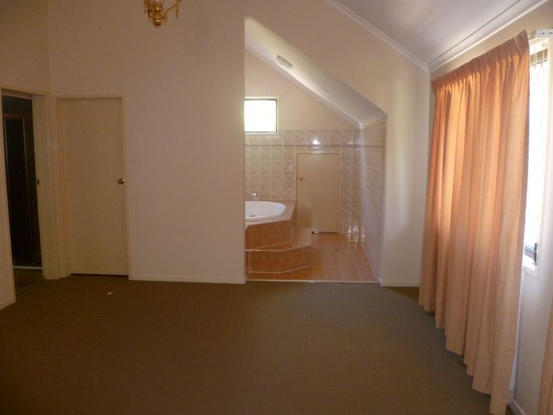 25 Osprey St, Thornlands QLD 4164