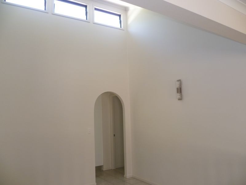 37 Catherine St, Birkdale QLD 4159