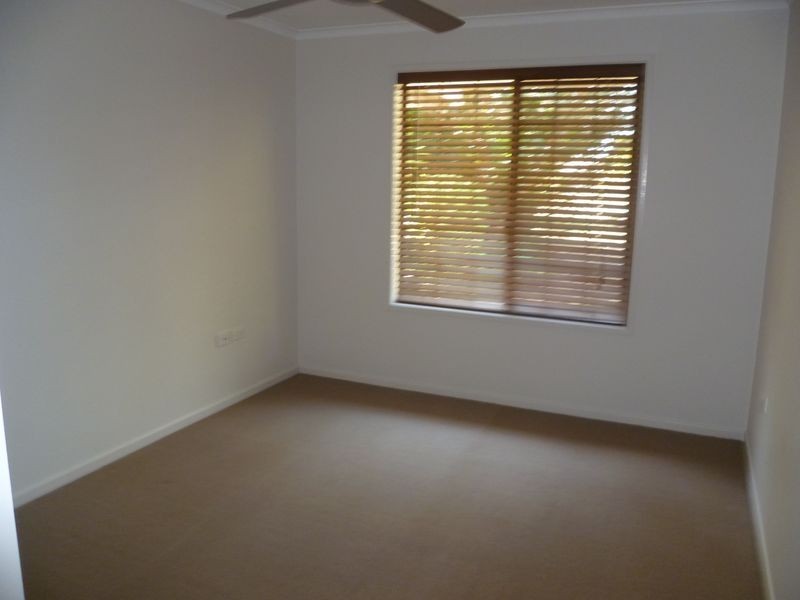 37 Catherine St, Birkdale QLD 4159