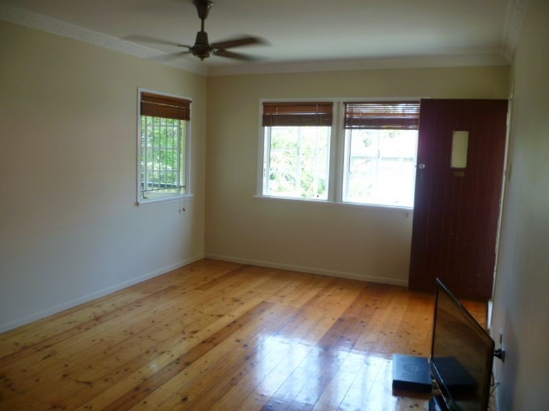 5 Foxglove St, Mount Gravatt East QLD 4122