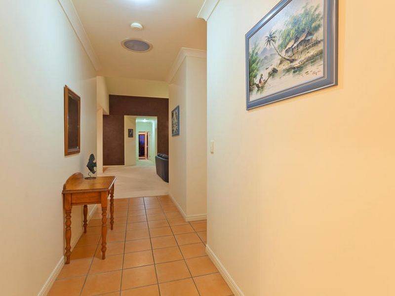 6 Commodore Court, Birkdale QLD 4159